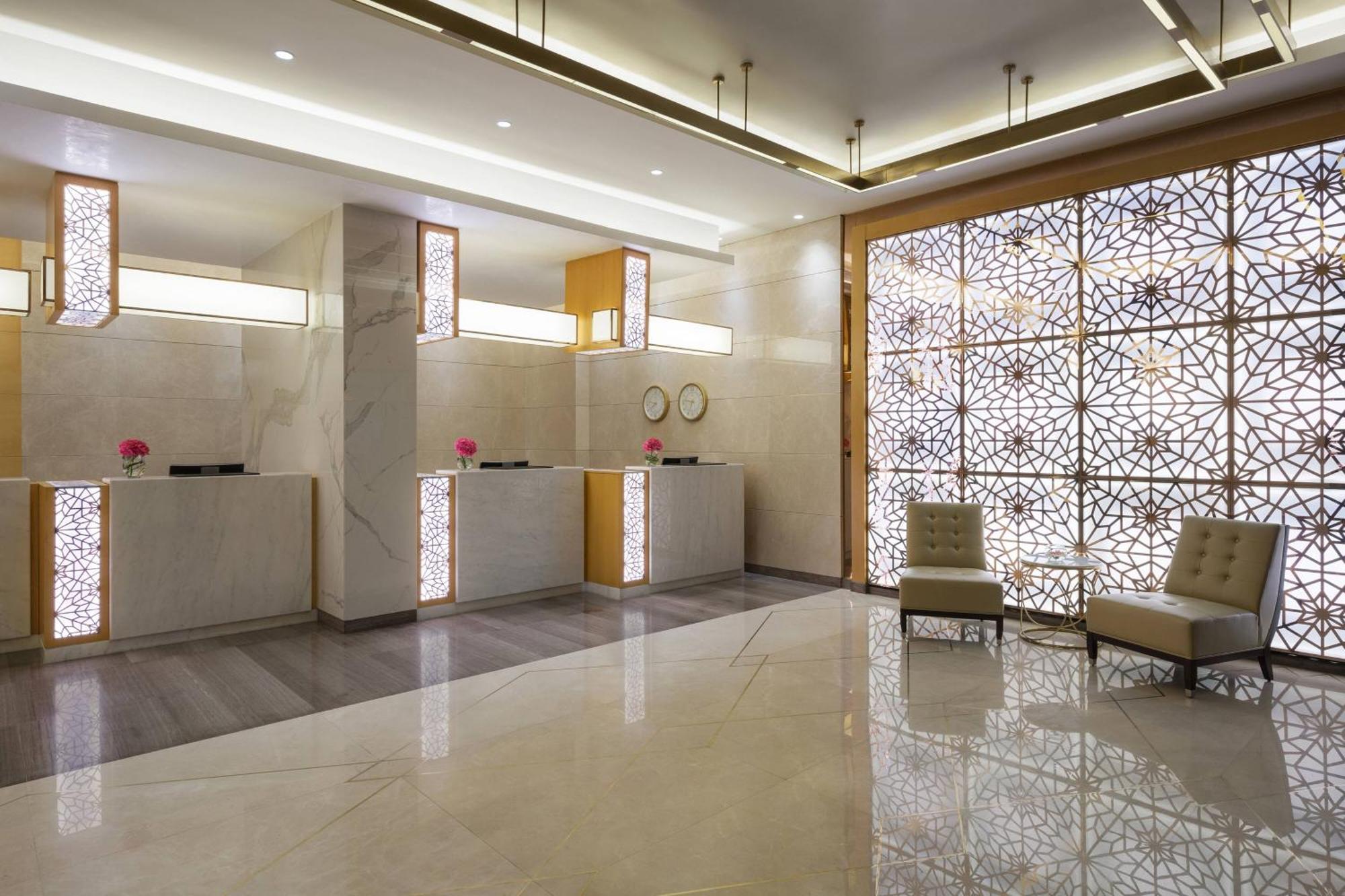 Sheraton Makkah Jabal Al Kaaba Hotel La Meca Exterior foto The lobby of the hotel